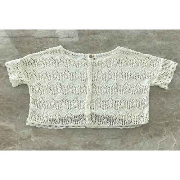 White Crochet Crop Top - Picture 3 of 5